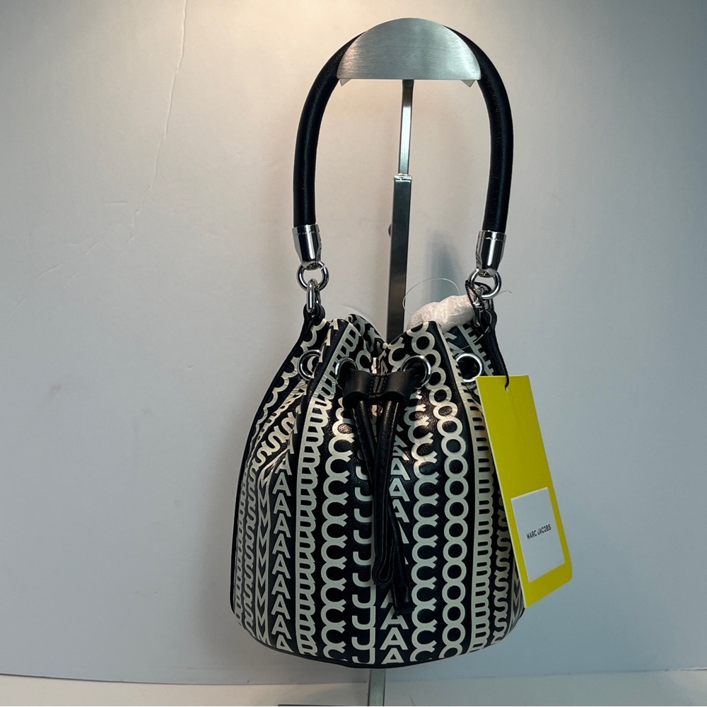 MARC JACOBS MONOGRAM LEATHER BUCKET BAG